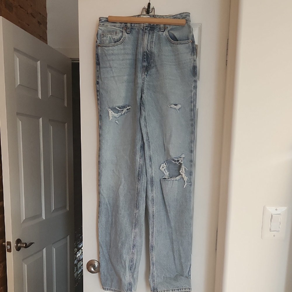 PacSun Boyfriend Distressed Jeans